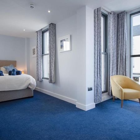 Ocean Cabins No 3 At The Square - Saundersfoot Esterno foto
